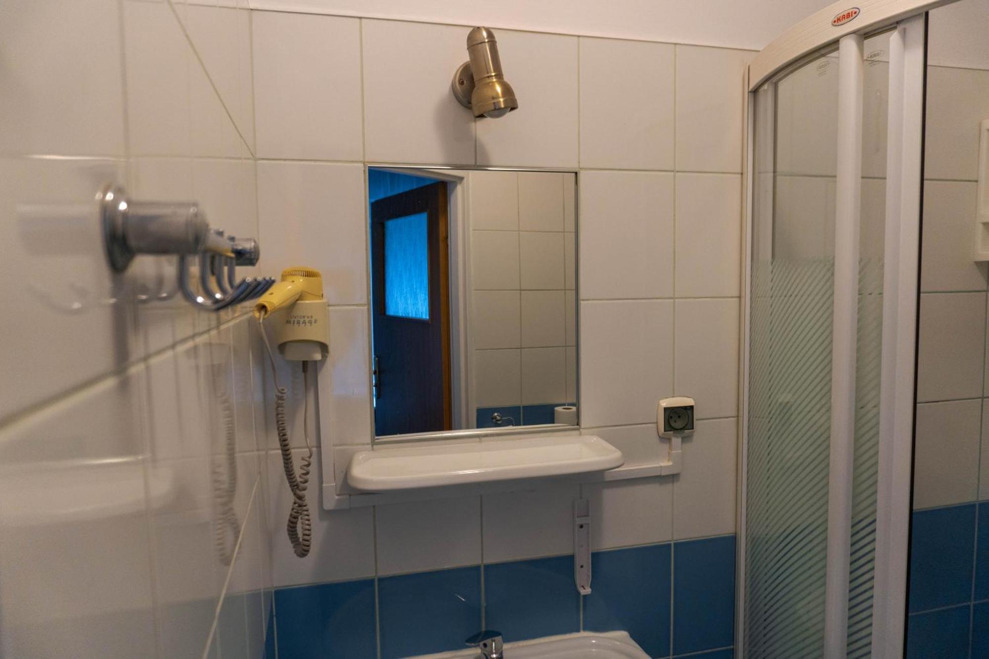 Osrodek Wypoczynkowy Lesne Ustronie Hostel Witnica Εξωτερικό φωτογραφία